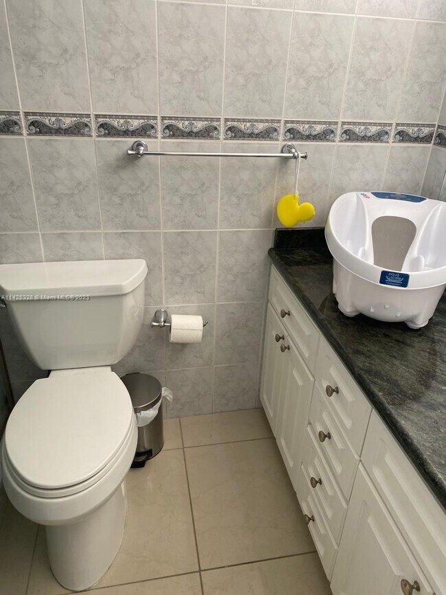 Building Photo - 9440 W Flagler St