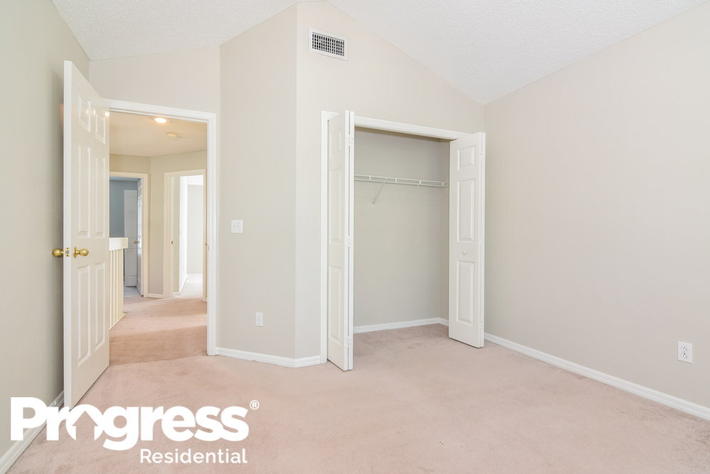 Building Photo - 2321 Lyncrest Ct