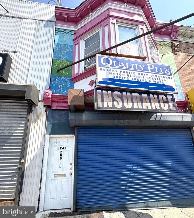 Building Photo - 3241 N Front St