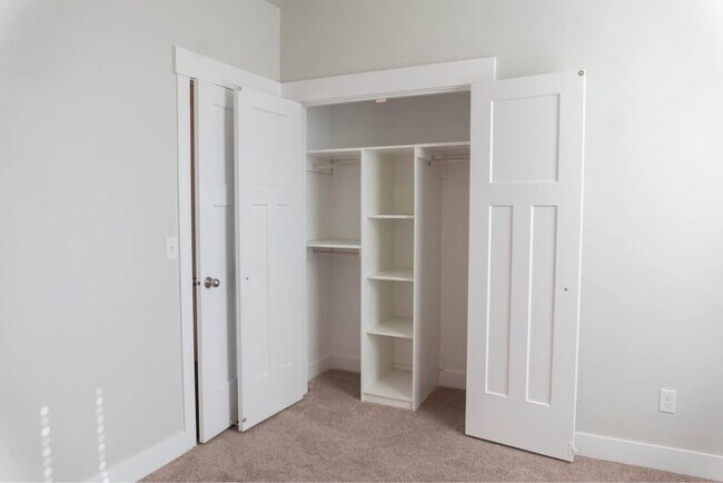 Building Photo - 3956 W 1850 N