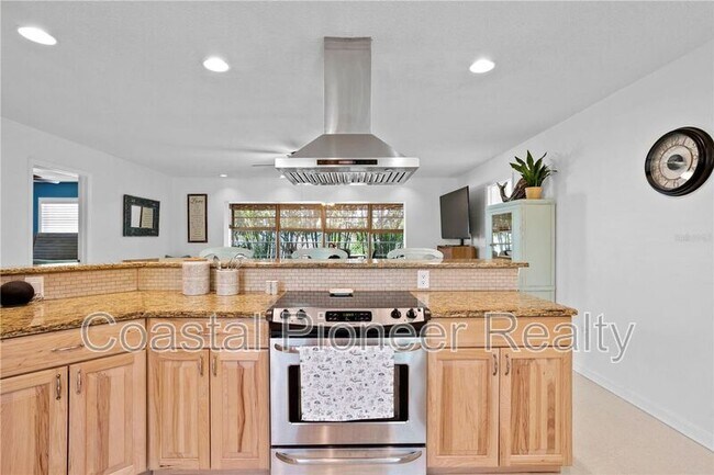 Building Photo - 232 Timberlane Dr