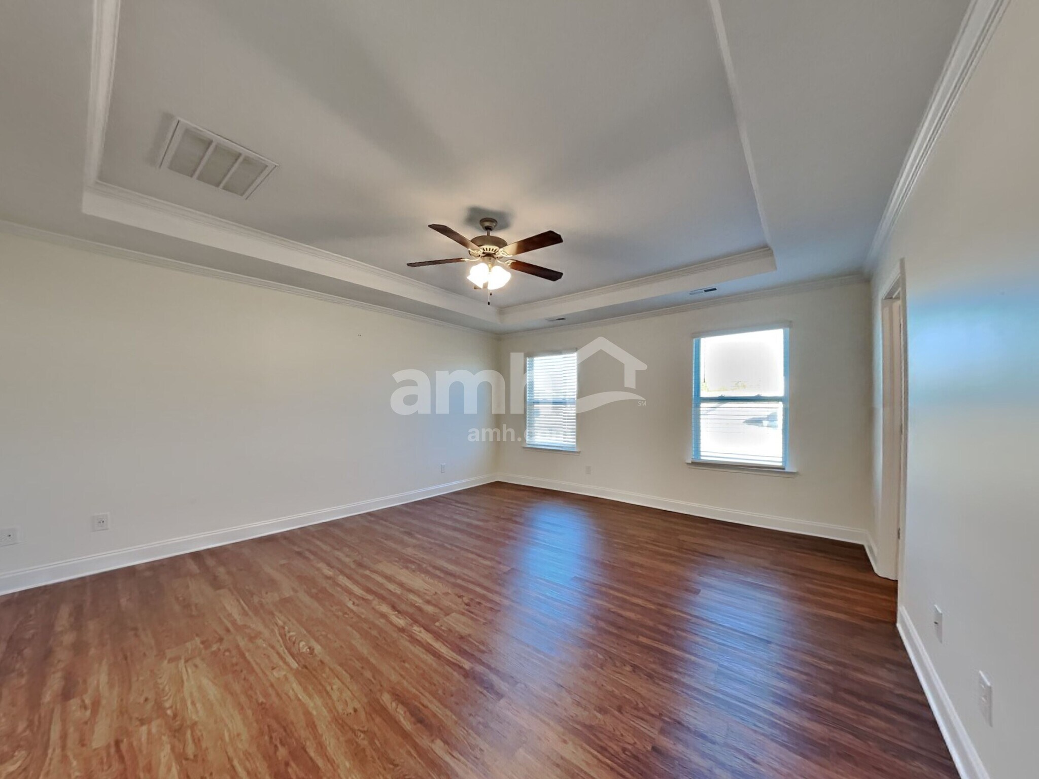 Building Photo - 145 Twin River Dr