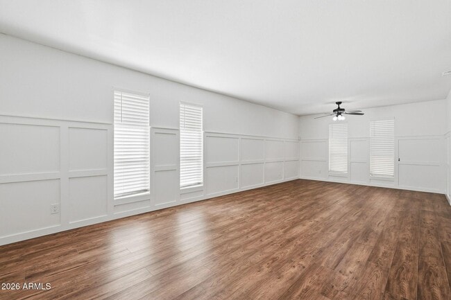 Building Photo - 231 N Robson