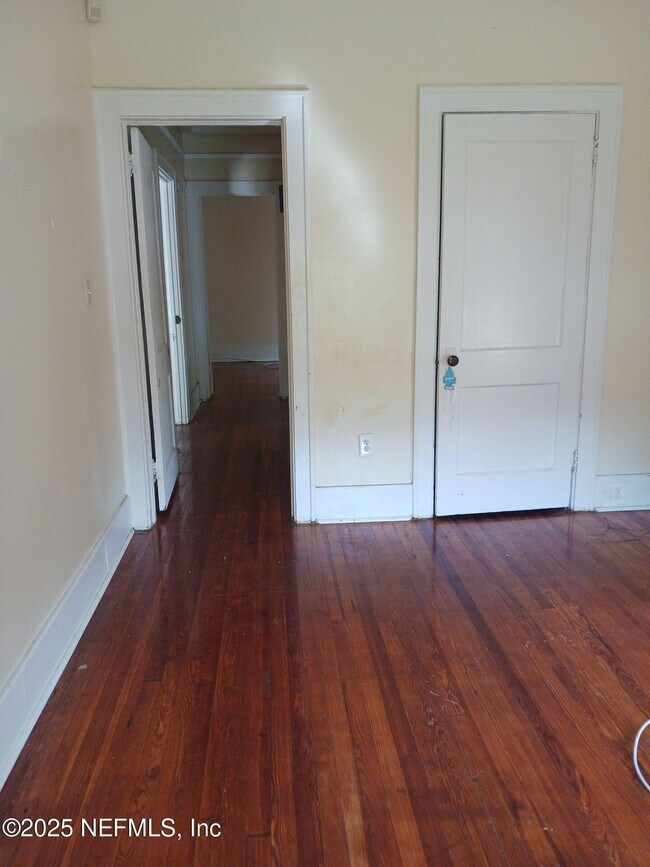 Building Photo - 7262 Barberie St