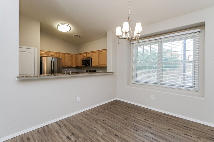 Building Photo - 4318 E Jasper Dr