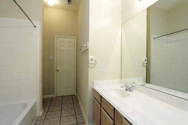 Building Photo - 6011 Stevens Creek Ct