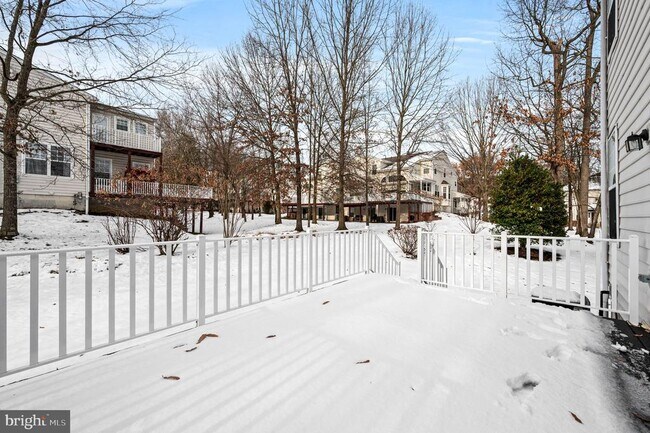 Building Photo - 120 Elizabeth Ct