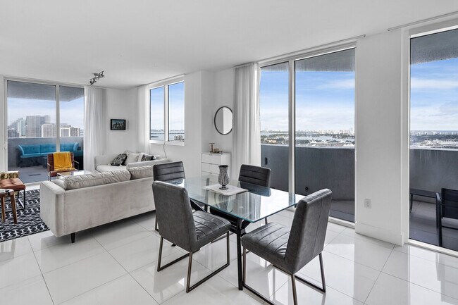 Building Photo - 141 NE 3rd Ave