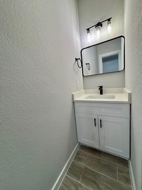 Building Photo - 16938 W Lynbrook