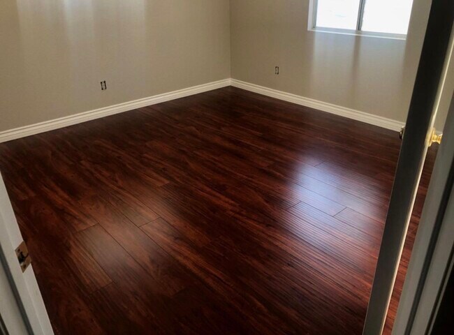 Building Photo - 23900 Cadenza Dr