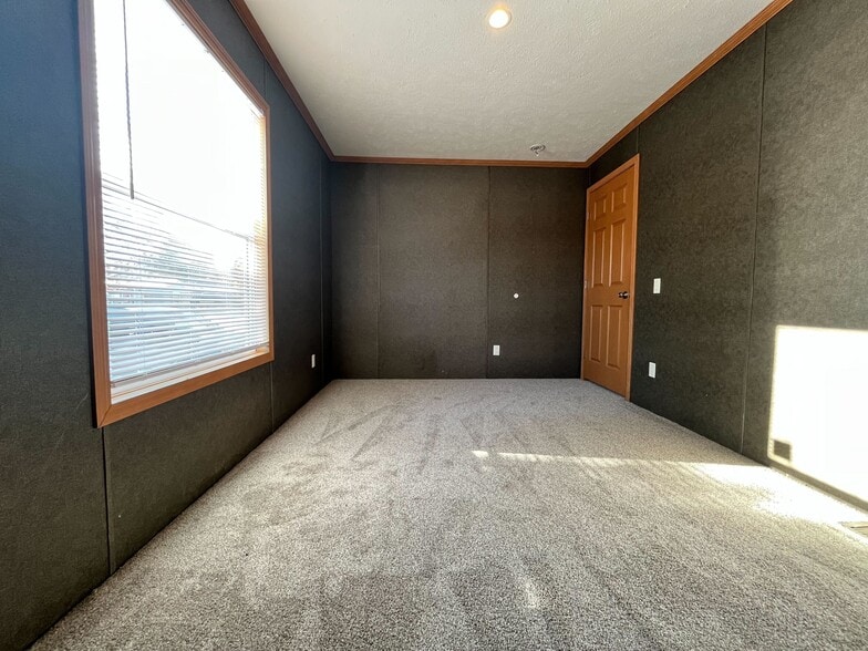 Building Photo - 1428 Georgia St