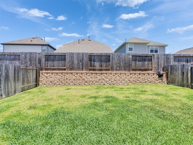 Building Photo - 2416 Bluefish Ct