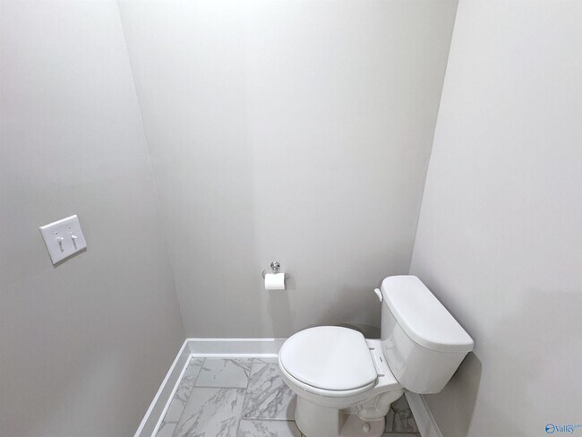 Building Photo - 7517 Doris Ruth Ln SE