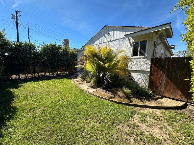 Building Photo - 915 Indiana Ave