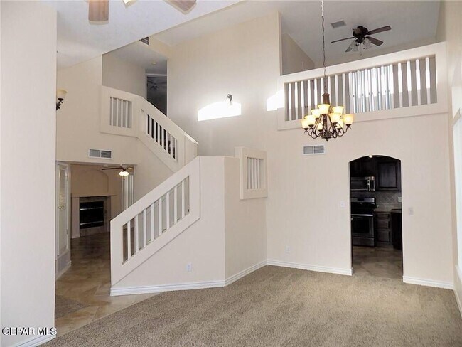 Building Photo - 5473 Roger Maris Dr