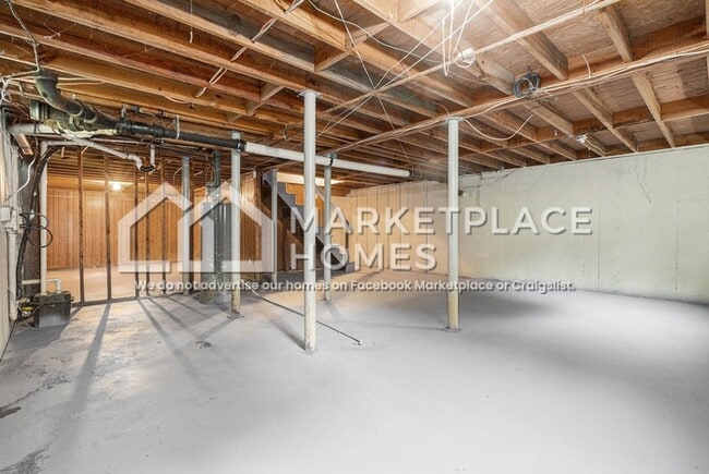 Building Photo - 3004 Twelve Oaks Cir