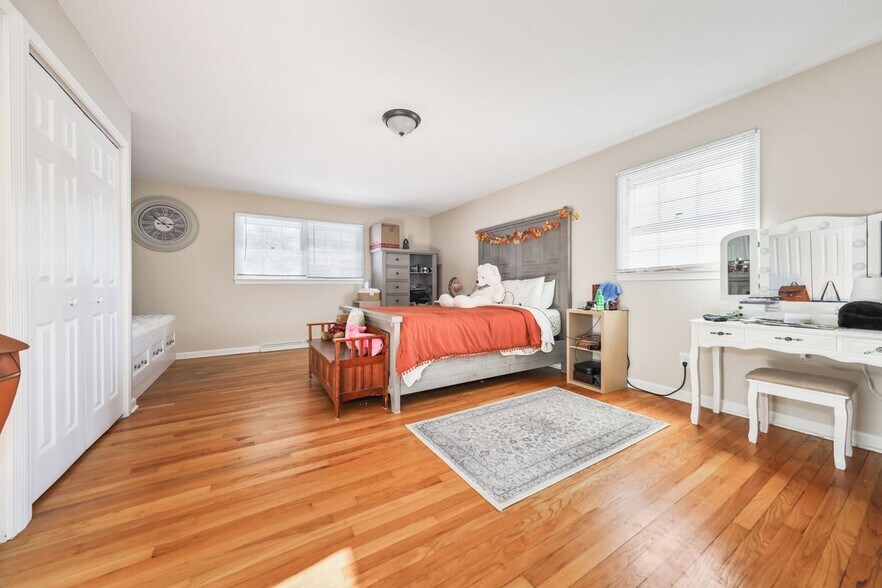 Building Photo - 41 Trout Brook Dr