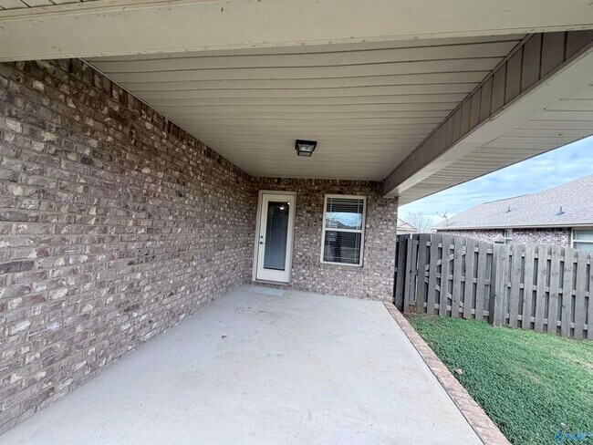 Building Photo - 711 River Landing Blvd SW