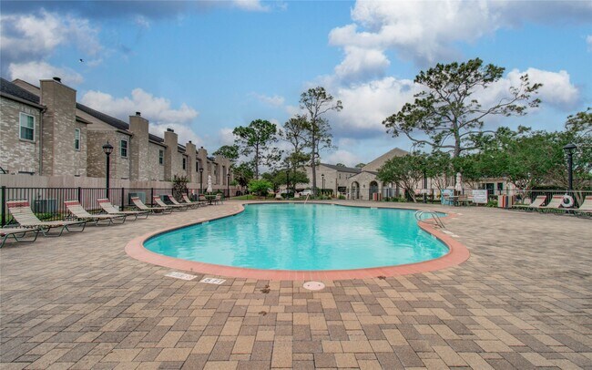 Building Photo - 3088 Holly Hall St