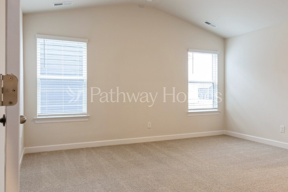 Building Photo - 2337 Nabali Wy