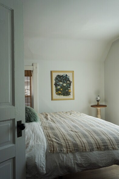 Building Photo - 712 45th St