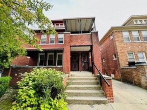 Building Photo - 4287 W Grand St