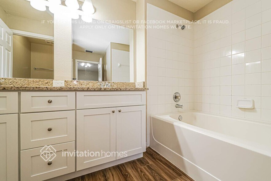 Building Photo - 6240 Crickethollow Dr