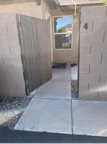 Building Photo - 157 W Inglewood St