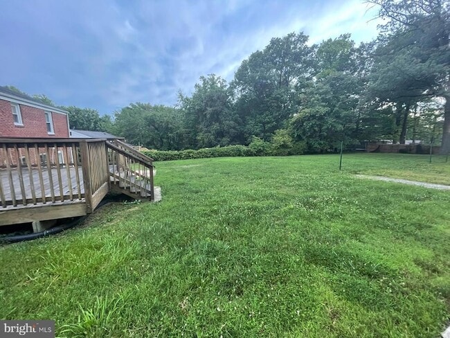 Building Photo - 5901 Middleton Ln