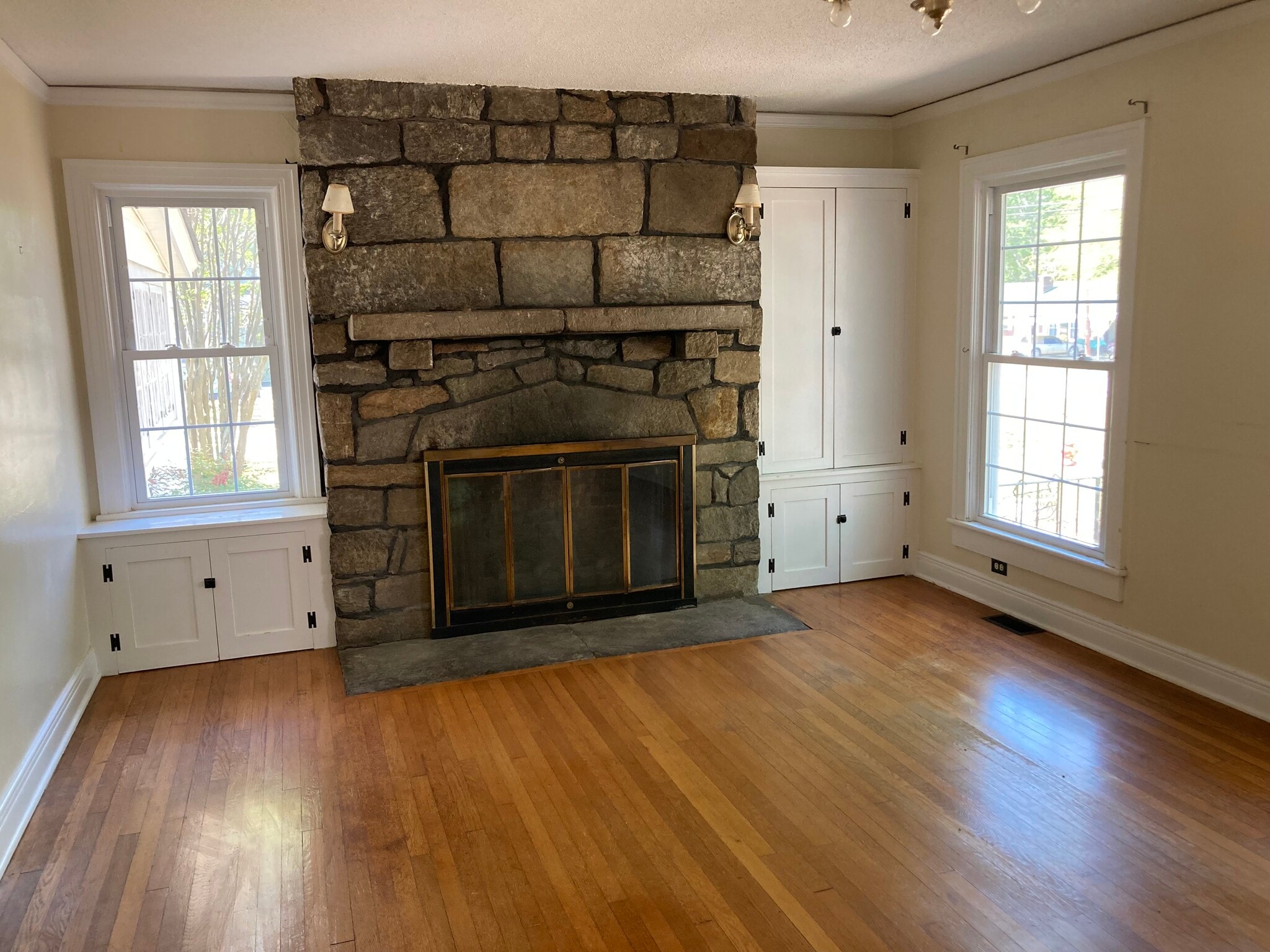 Building Photo - 100 Lude Johnson Blvd