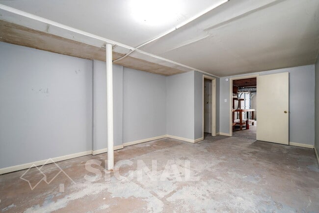 Building Photo - 816 86th Pl S