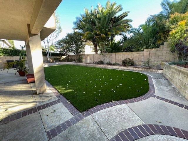 Building Photo - 8442 Crimson Cir