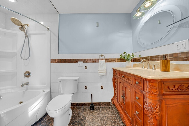 Building Photo - 2226 Shannondale Dr