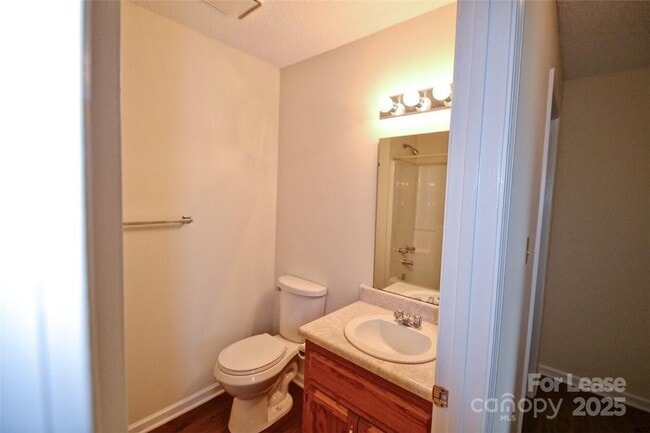 Building Photo - 3711 Dorothys Ln