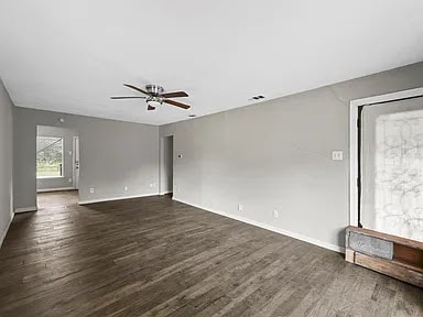 Building Photo - 3035 Modree Ave