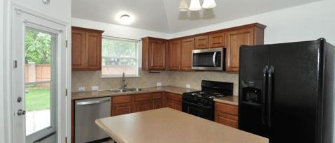 Building Photo - 200 Newport Landing Pl