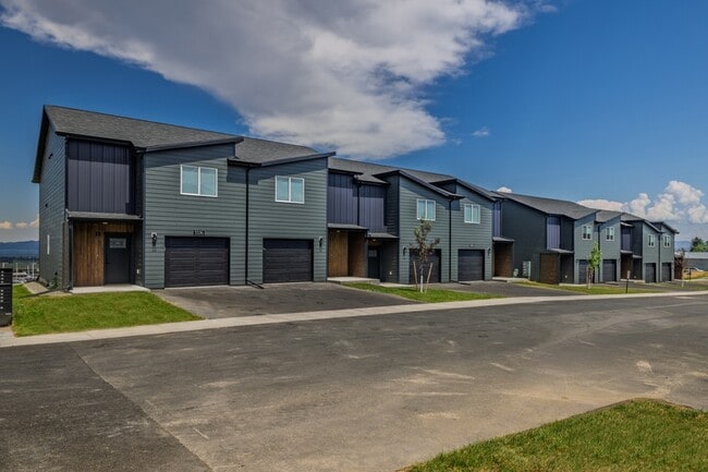 Building Photo - 3383 Crosswind Ct