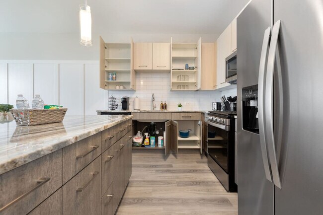 Building Photo - 28294 Ferry Rd