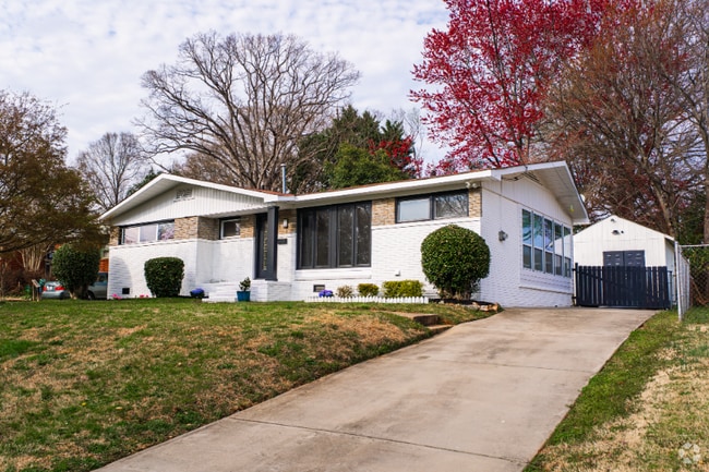 Building Photo - 1621 Keeling Pl