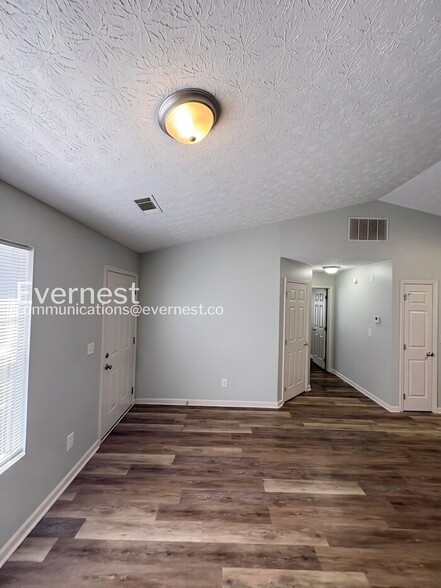 Building Photo - 1230 Creek View Ct