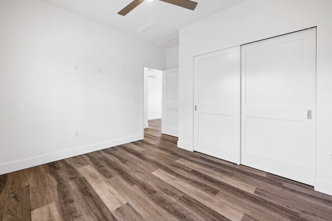 Building Photo - 125 Oliona St