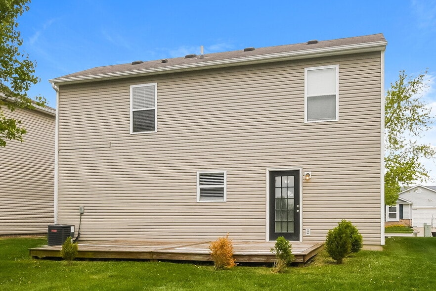 Building Photo - 2150 Summer Breeze Way