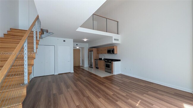 Building Photo - 350 S Miami Ave