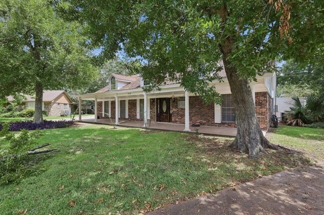 Building Photo - 5710 Glasgow Ln