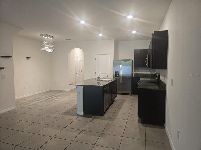 Building Photo - 3219 Pleasant Willow Ct