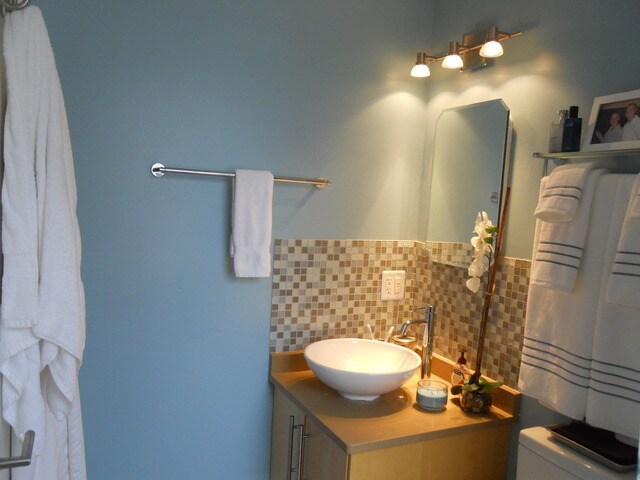 Building Photo - 3754 N Bernard St