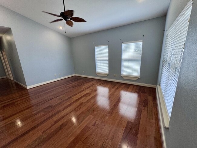 Building Photo - 130 Gulf Terrace Ln