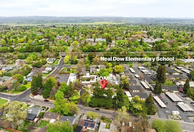 Building Photo - Beautiful Sawmill Commons Condo!