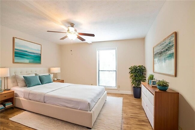 Building Photo - 408 River Run Dr