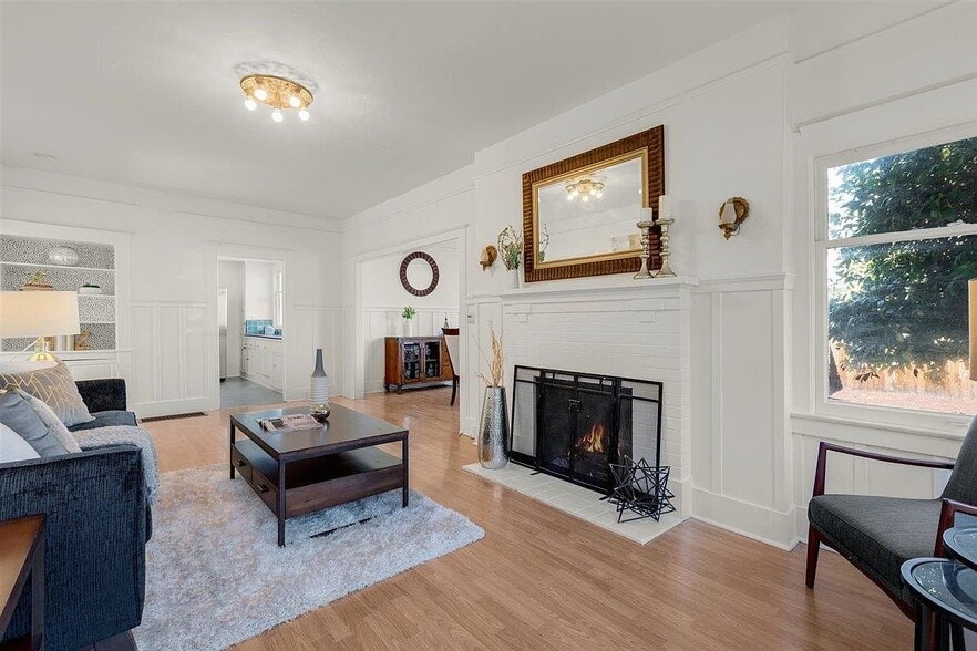 Building Photo - 7831 Eigleberry St